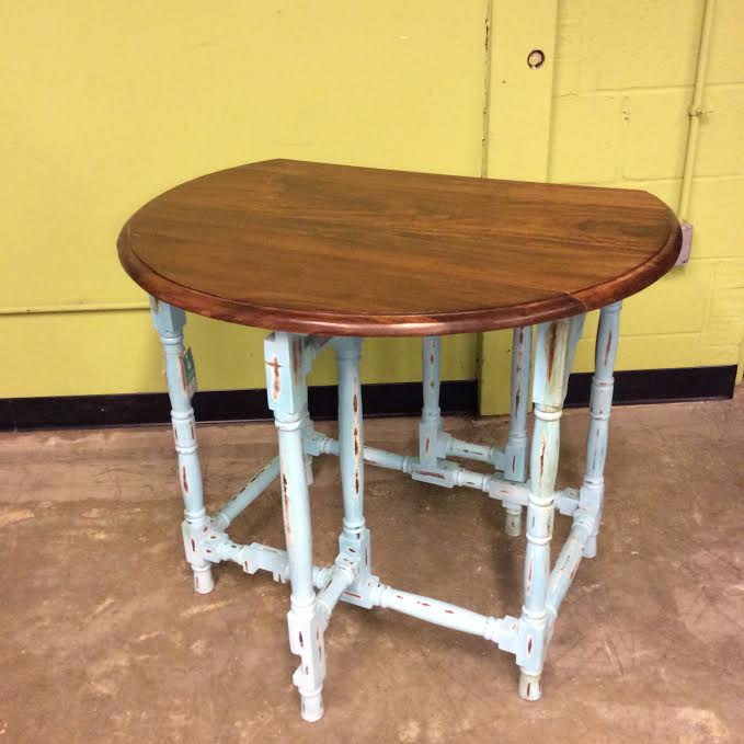 Round Drop Leaf Table Nadeau Alexandria