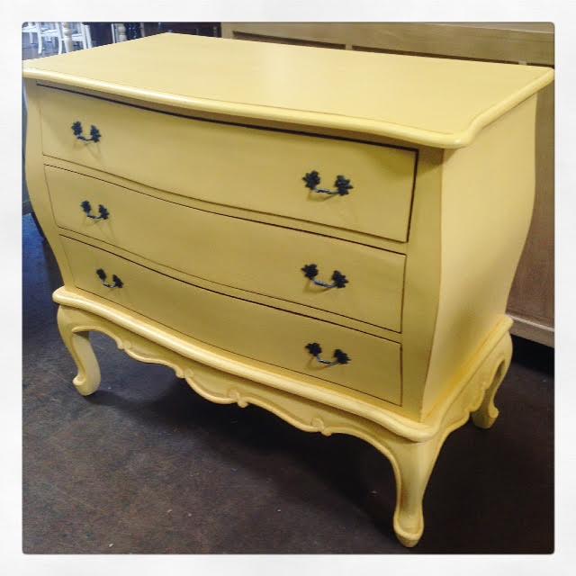 Bombay Dresser Nadeau Dallas