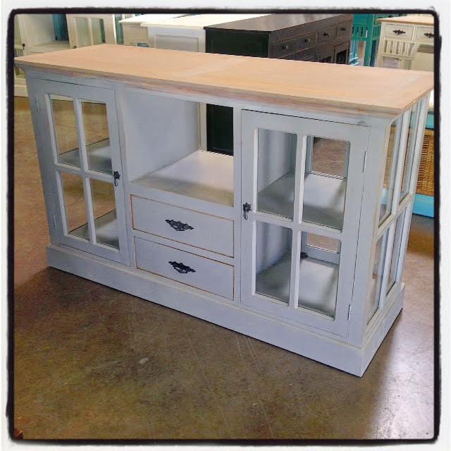 Island with Glass Doors Nadeau Dallas