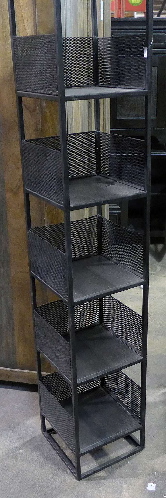 Bookcase Nadeau Chicago